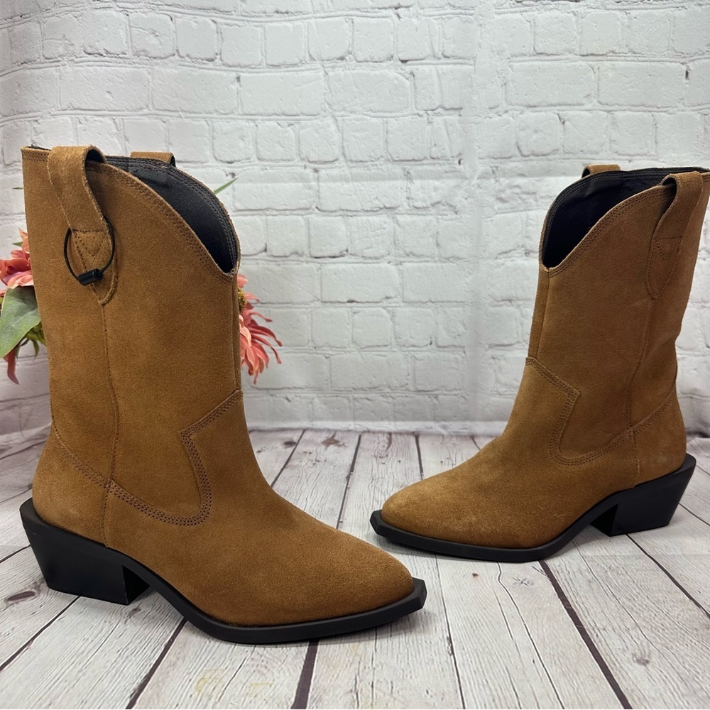 NWT no box BIANCO camel Brown Suede Western Ankle Boots sz 36 EU